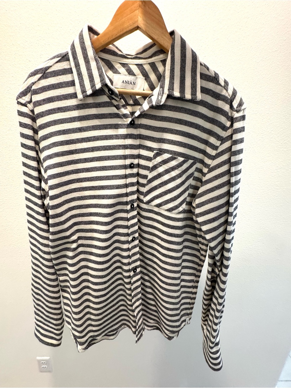 ANIAN Slim-Fit Black & White Striped Button-Down Shirt